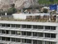 «Ομικρον» και χιονιάς έπληξαν τα έσοδα